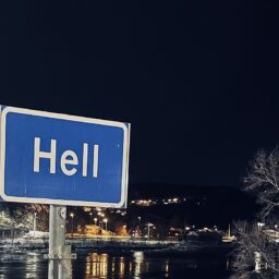 A sign at the village of Hell in Norway.